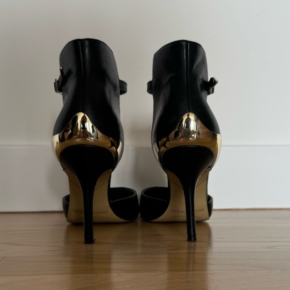 Enzo Angiolini Shoes - Sexy Enzo Angiolini black w metal accents, size 7 high heels